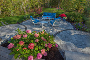 Spring outdoor living trends